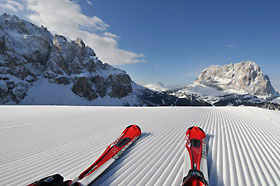 kr700_ski_carving.jpg kr700_ski_carving.jpg - active sports reisen