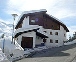 st_moritz_moritz102.01_150px.jpg st_moritz_moritz102.01_150px.jpg