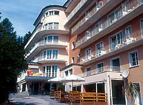 asr_carlton_aussen.jpg - active sports reisen