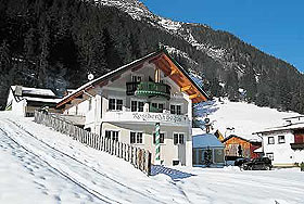 ischgl_isg33.10_aussen02.jpg - active sports reisen
