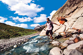 montafon_sommer_bergbach.jpg - active sports reisen