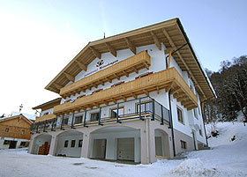 sh801_aussen_2011.jpg - active sports reisen