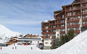 valmonts_aussenansicht_01.jpg - active sports reisen