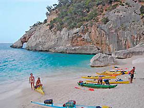 Kajaktouren auf Sardinien