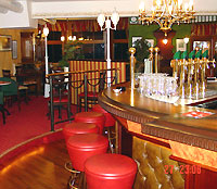 Pianobar im Hotel