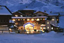 Boarderweek Superdeluxe Boarderweek Superdeluxe