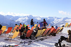 Relaxen nach dem Skifahren in Saalbach