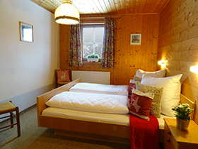 Altes Bauernhaus: Schlafzimmer