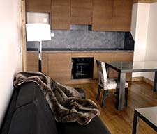 K�chenzeile im Koh-I-Nor