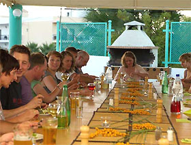 Halbension im Sportclub Dimitra