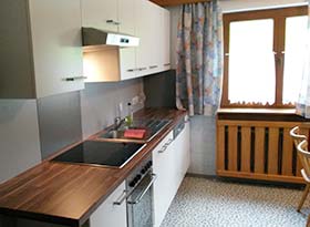 Ferienhaus Talblick am Arlberg K�che